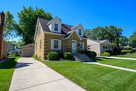 729 E Prairie Ave Des Plaines, IL 60016