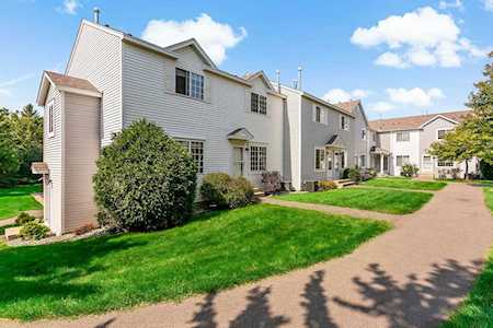 9129 Scarlet Globe Drive #2 Eden Prairie, MN 55347