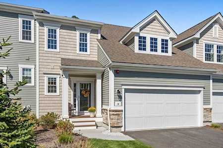 14 Caden Ct. #14 Upton, MA 01568