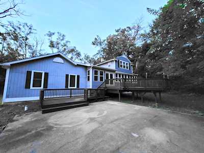 203 W Roberts Rd Tower Lakes, IL 60010