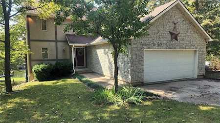 512 Lake Viking Terrace Gallatin, MO 64640