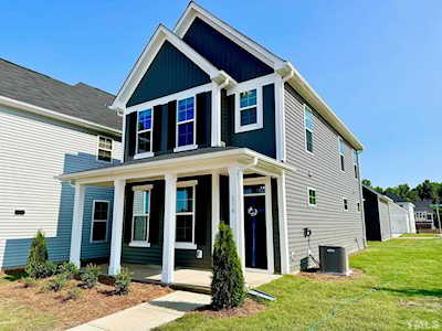 214 Blue Iris Parkway #130 Clayton, NC 27520