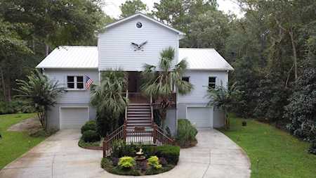 10088 Hercules Rd McClellanville, SC 29458
