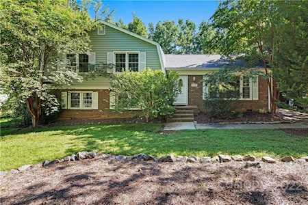 400 Wilcrest Dr Matthews, NC 28105