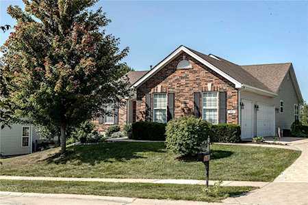 401 Westwind Park Dr Wentzville, MO 63385