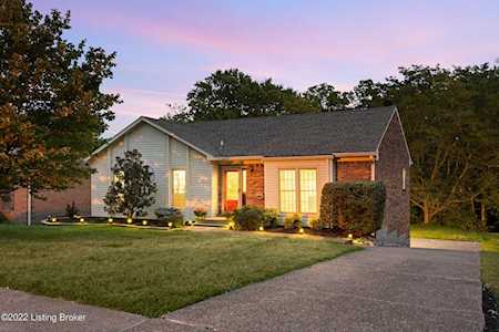 4611 Accomack Dr Louisville, KY 40241