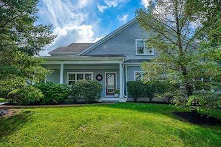 11 Hummock Way #11 Hudson, MA 01749