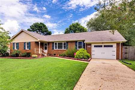 1105 Sippel Dr Chesapeake, VA 23320