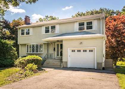1616 Great Plain Avenue Needham, MA 02492
