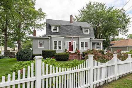 197 Wilson Ave East Providence, RI 02916