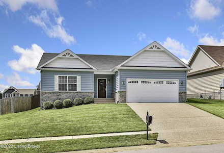 2120 Two Springs Dr Shelbyville, KY 40065