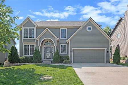 2651 W Whitney St Olathe, KS 66061