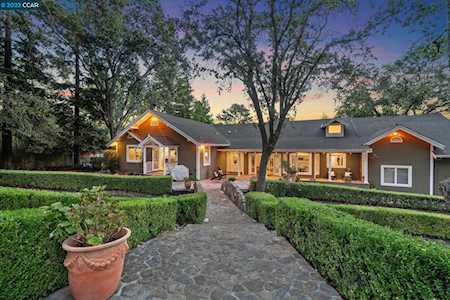 55 Corte Nogal Danville, CA 94526