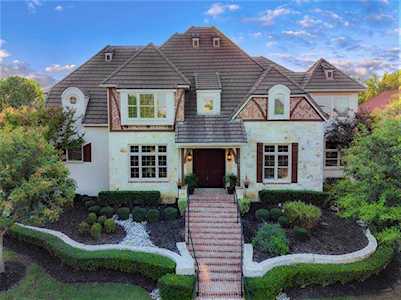 4517 Windsor Ridge Drive Irving, TX 75038