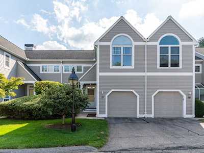 Pizzi Farms Condominiums for Sale - Waltham Massachusetts Real Estate