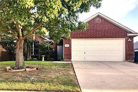 209 Millford Road Roanoke, TX 76262