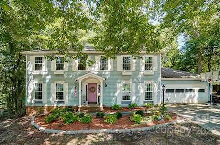 2601 Willowdale Ln Matthews, NC 28105