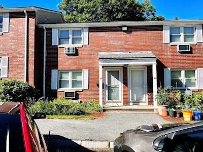 18 Kingston St #113 North Andover, MA 01845