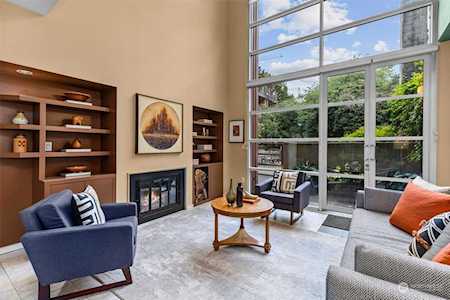 1425 Western Ave #T102 Seattle, WA 98101