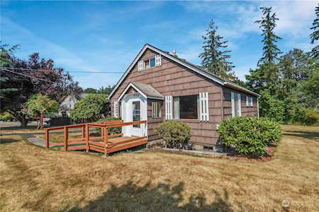 554 Quick Rd Castle Rock, WA 98611