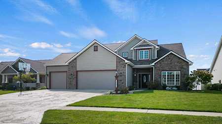 9695 Abbington Trail Fort Wayne, IN 46818
