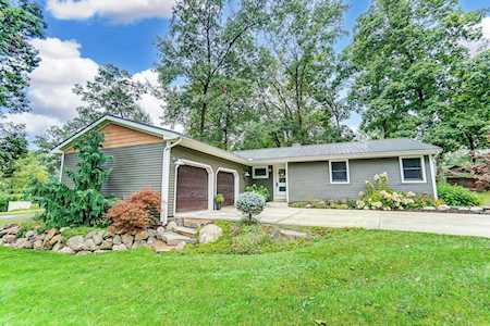 1401 N Antler Drive Warsaw, IN 46582