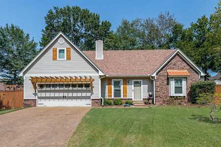 3865 Hurst Ct Bartlett, TN 38135