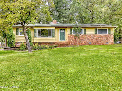 138 E Sherwood Drive Havelock, NC 28532