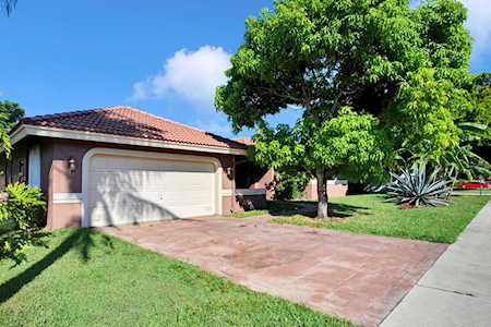325 NW 37th Way Deerfield Beach, FL 33442