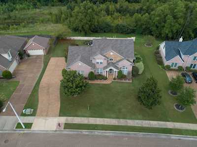8888 Carriage Creek Rd Bartlett, TN 38002