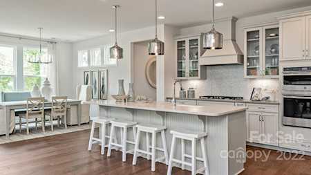 11720 Casabella Dr Huntersville, NC 28078