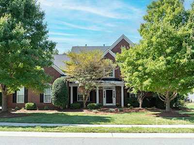 8015 Avanti Dr Waxhaw, NC 28173