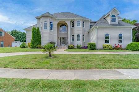 383 Dorwin Dr Norfolk, VA 23502