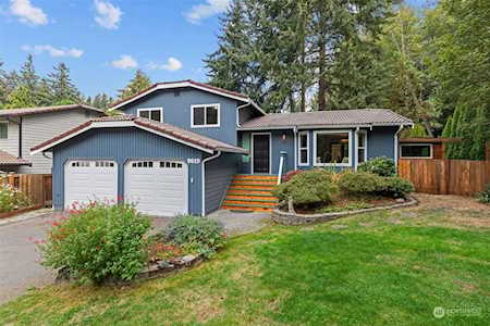9819 237th Place SW Edmonds, WA 98020
