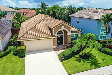 132 St Michaels Court Jupiter, FL 33458