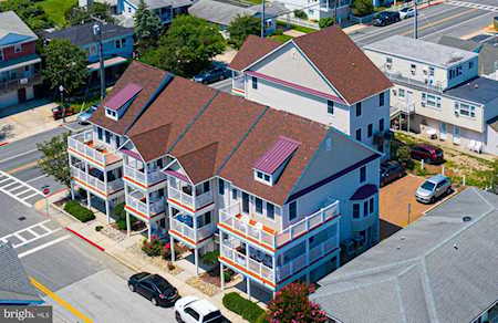 208 7th St #4 Ocean City, MD 21842