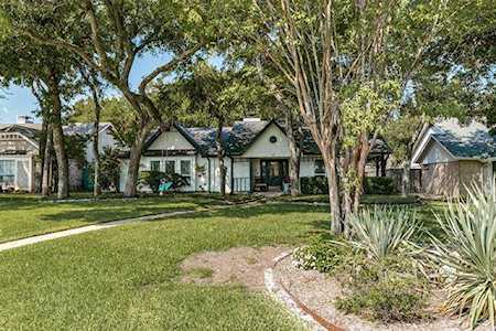 101 Creekside Lane Coppell, TX 75019