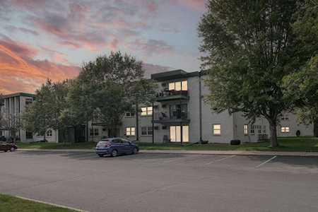 2720 Dale Street N #C110 Roseville, MN 55113