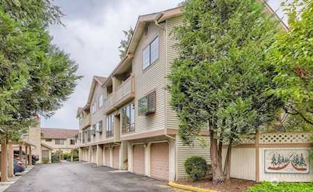 1572 NE 177th St #7 Shoreline, WA 98155