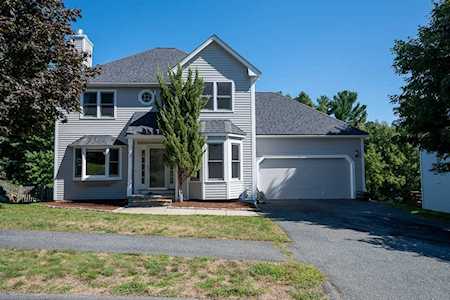 93 Stoney Hill Rd Shrewsbury, MA 01545