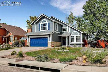 9444 Daystar Terrace Colorado Springs, CO 80925