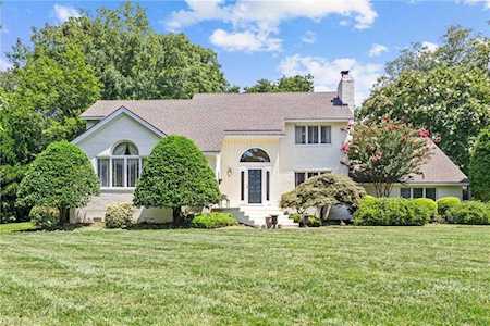 808 Greentree Arch Virginia Beach, VA 23451