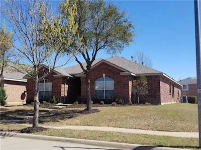 6204 Dream Dust Drive North Richland Hills, TX 76180