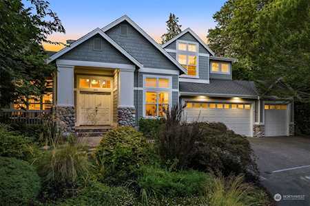 8020 SE 59th St Mercer Island, WA 98040