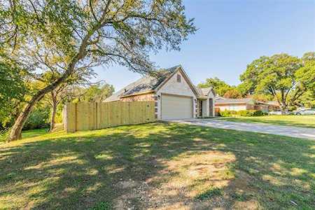 4820 Hollowbrook Road Fort Worth, TX 76103