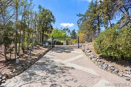 1154 Capra Way Fallbrook, CA 92028