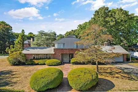 39 Everett Avenue Winchester, MA 01890