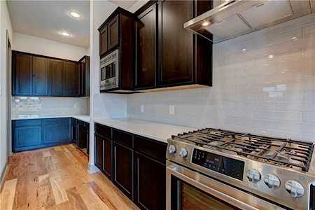 1807 N County Road 122 #17 Round Rock, TX 78664