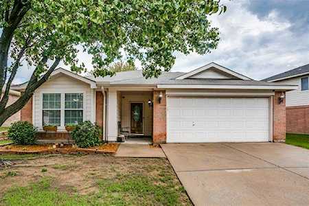 4209 Stately Court Fort Worth, TX 76244