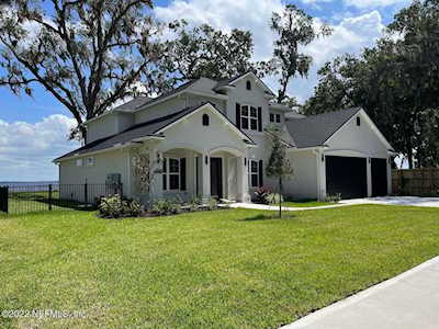 1559 Community POINT Fleming Island, FL 32003